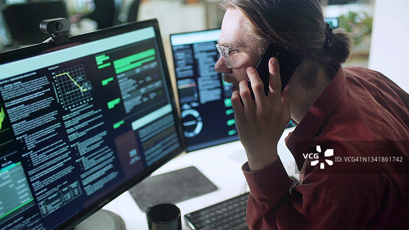 手机屏幕数据呼叫图片素材