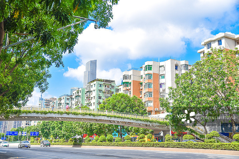 广州城市风光：天河区人行天桥图片素材