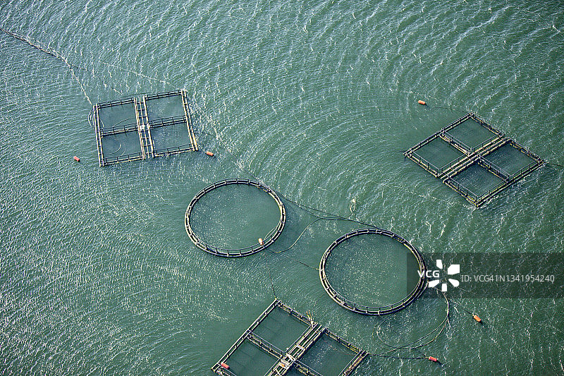 意大利撒丁岛渔场围栏航拍图片素材
