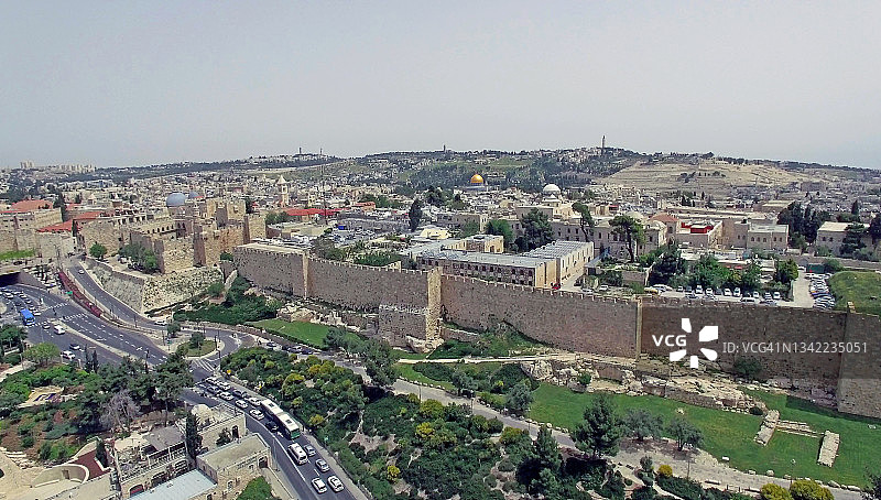 耶路撒冷老城鸟瞰图，包括大卫塔、圣墓教堂、雅法门图片素材