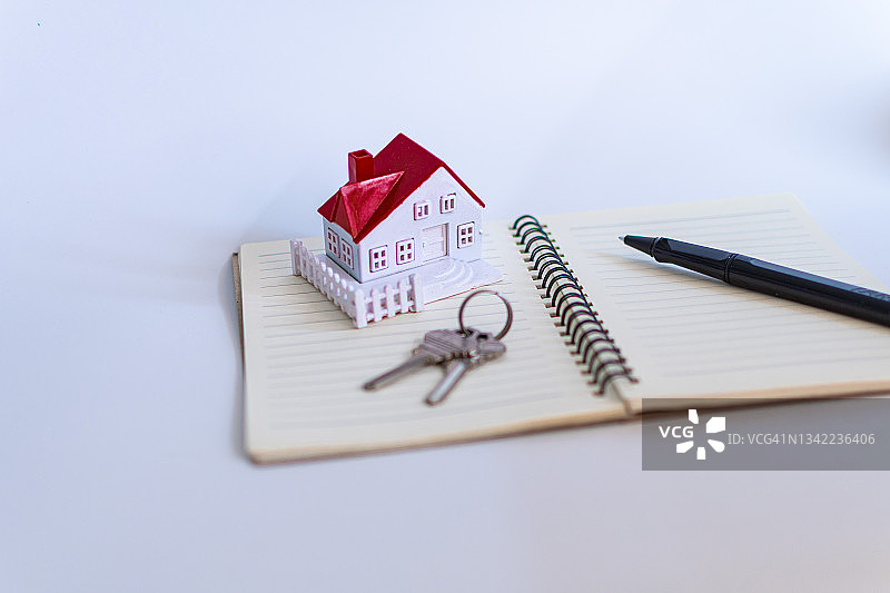 房地产经纪人办公桌俯视图图片素材