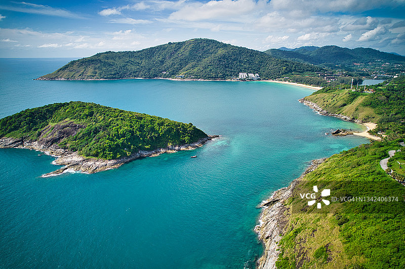 从蓬贴海岬观景台看到的普吉岛海岸线，泰国图片素材