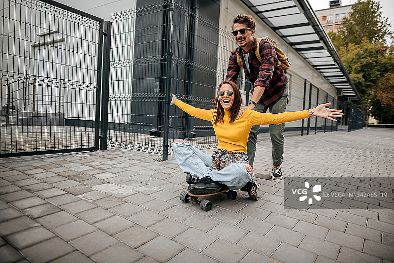 在一起图片素材