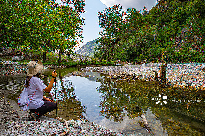 风景如画的景色，吉尔吉斯斯坦贾拉拉巴德州阿克西地区图片素材