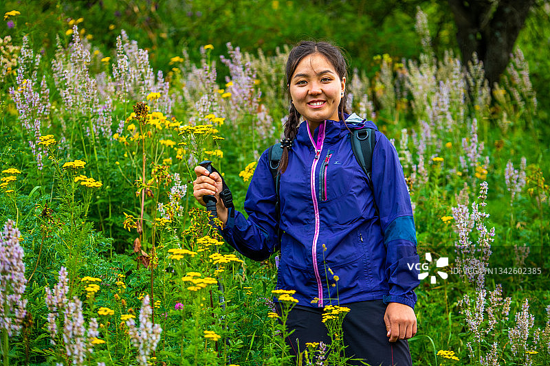 吉尔吉斯斯坦贾拉拉巴德州萨雷切列克自然保护区美景图片素材