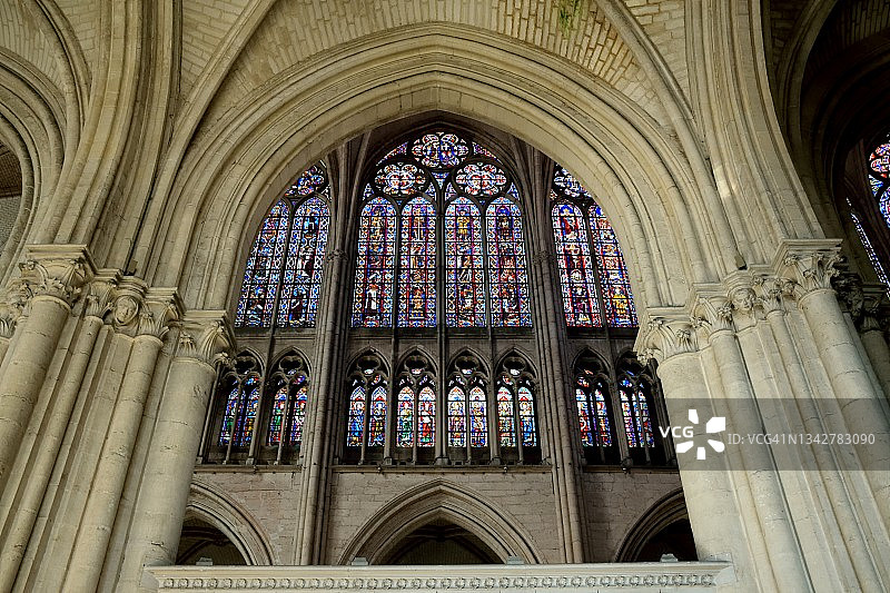 特鲁瓦大教堂的哥特式彩色玻璃图片素材
