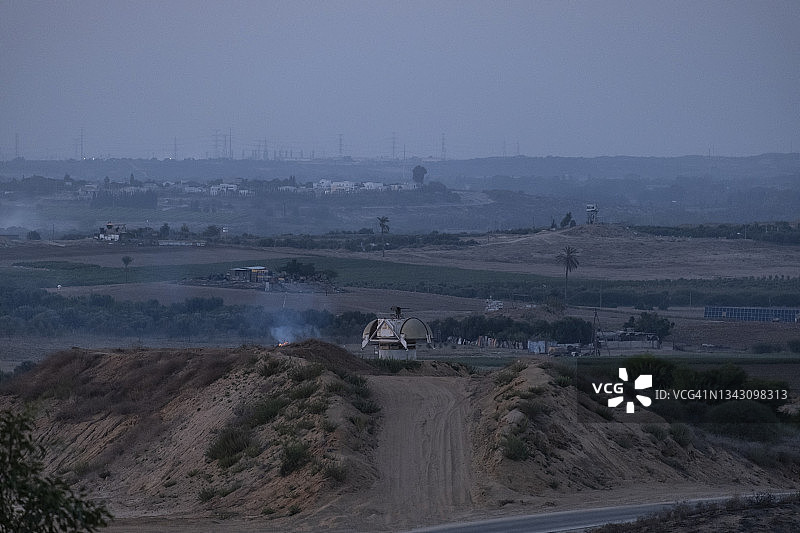 以色列国防军在以色列-加沙边境图片素材
