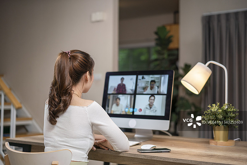 参加视频会议的商务团队图片素材