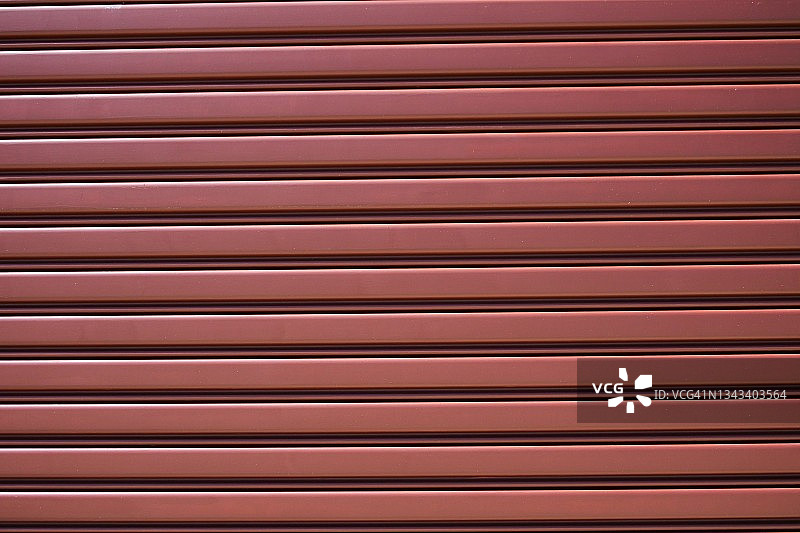 勃艮第红色金属面板百叶窗墙面抽象背景图片素材