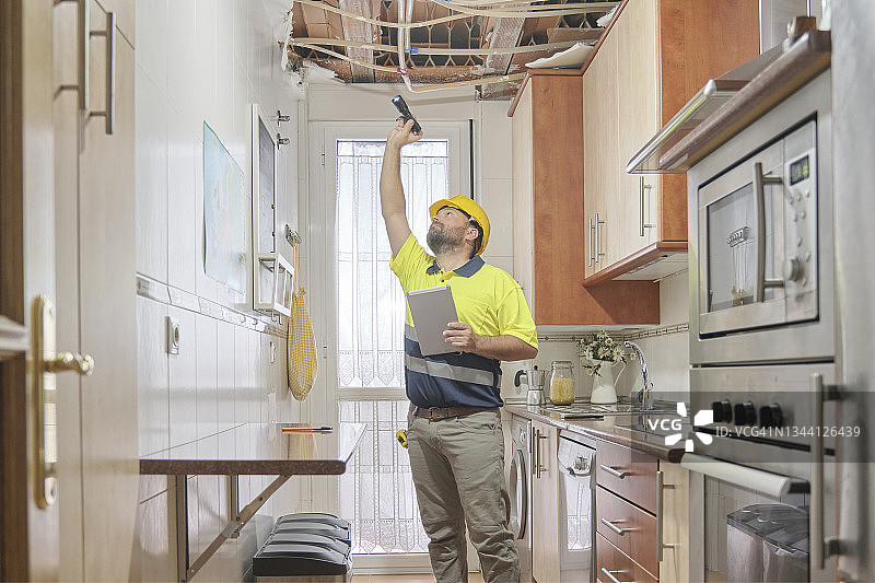 家庭保险检查员图片素材