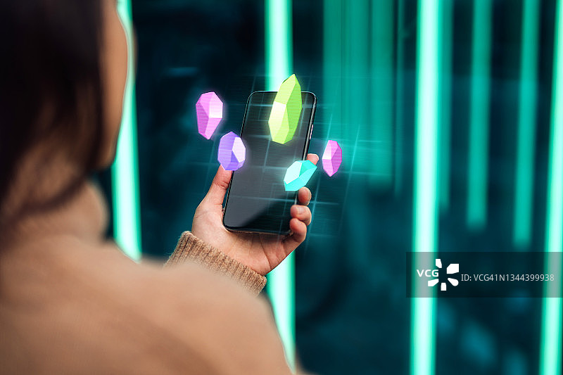 手机上的非同质化代币艺术图片素材