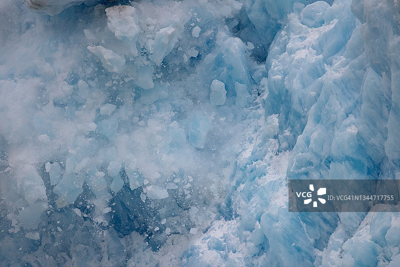 蓝色冰川崩解图片素材
