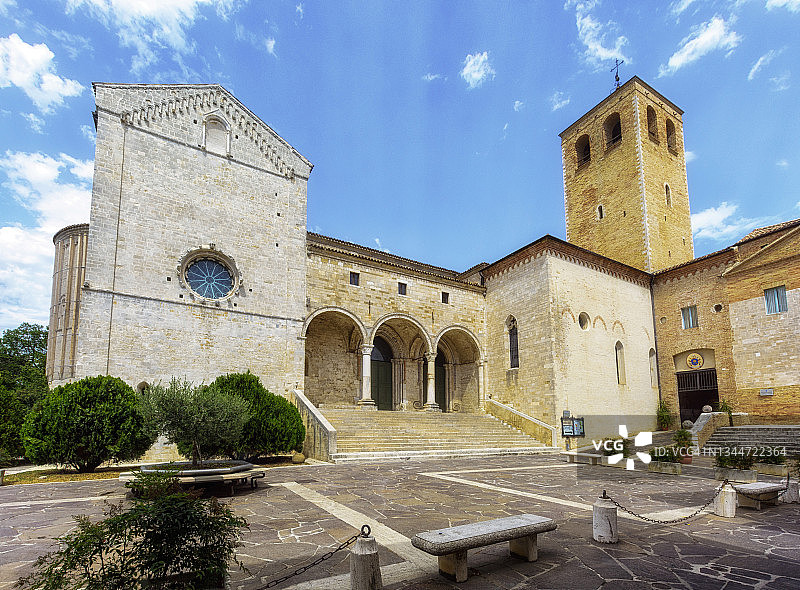 奥西莫图片素材