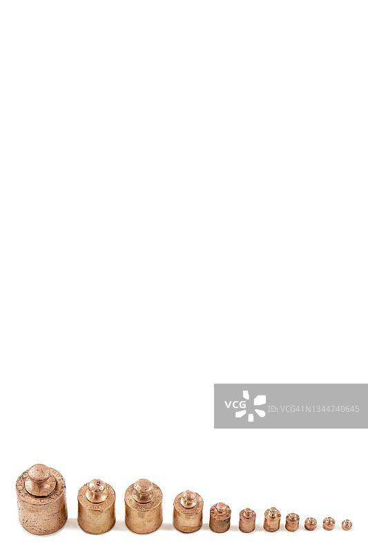 用于天平的精密砝码套装图片素材