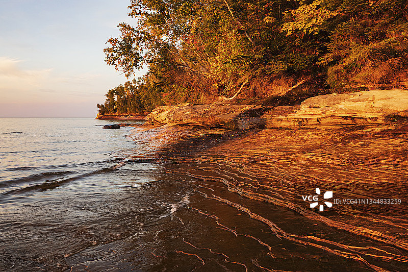 矿工海滩拍摄的画片岩国家湖岸岩层图片素材