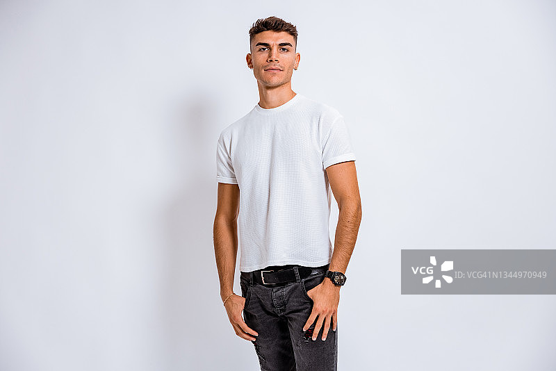 青少年男孩肖像图片素材