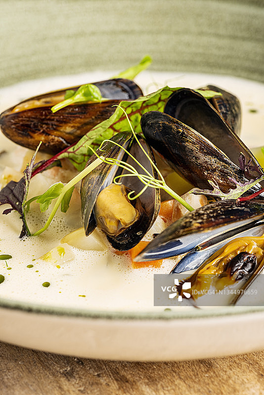 贻贝海鲜汤图片素材