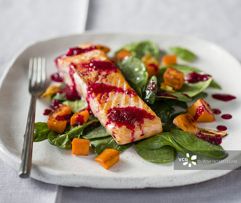 甜菜根三文鱼图片素材