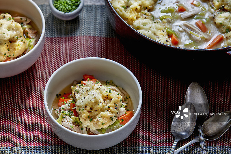 鸡肉面疙瘩图片素材