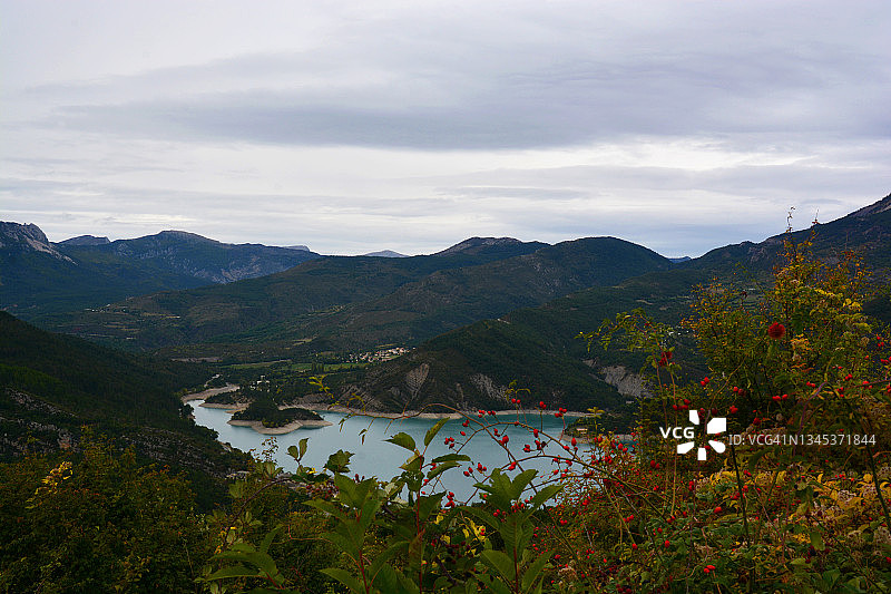 法国卡斯蒂永湖风光图片素材
