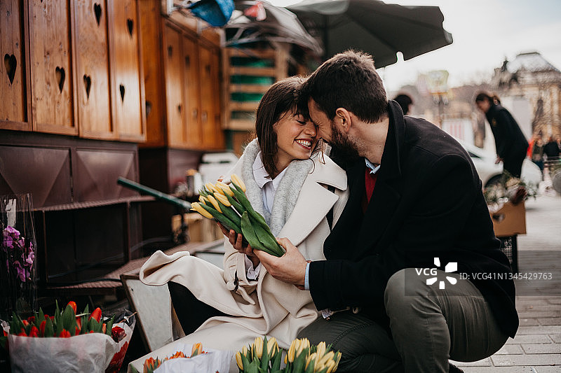 户外花市的最后时光图片素材