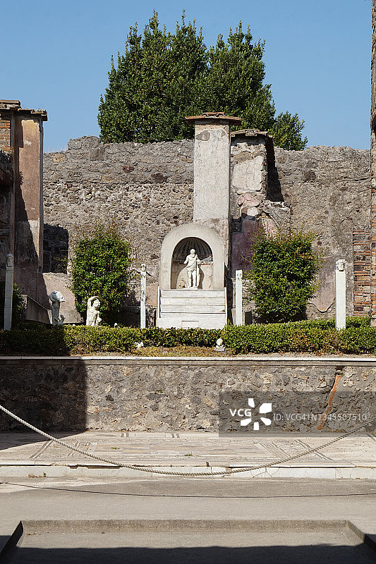 意大利庞贝城的马库斯·卢克雷修斯花园别墅图片素材