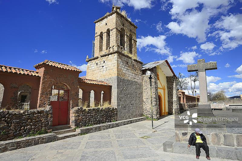 秘鲁普诺省丘奎托圣多明各教堂图片素材