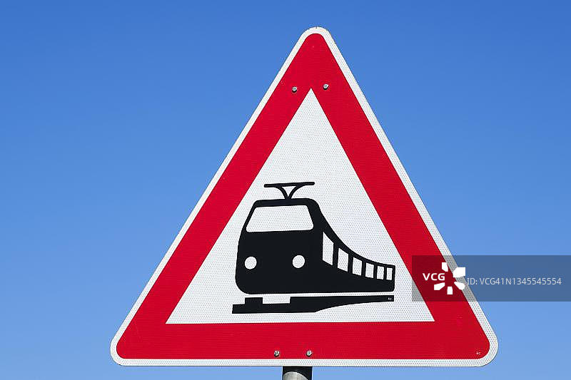 德国巴伐利亚铁路道口交通标志图片素材