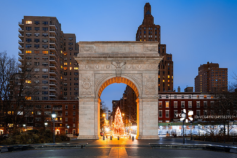 纽约市华盛顿广场公园的华盛顿广场拱门，美国图片素材