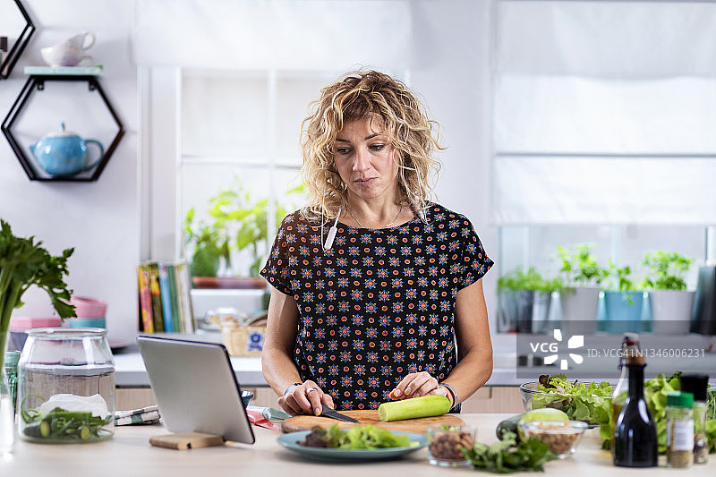 心理健康与健康生活方式图片素材
