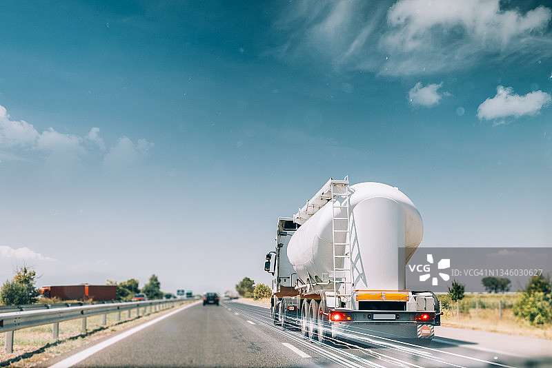 油罐车图片素材