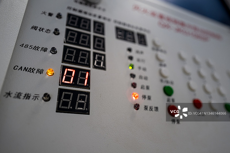 控制室电子仪表盘图片素材