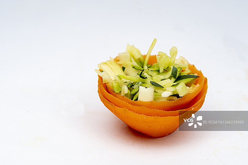 西葫芦胡萝卜沙拉图片素材