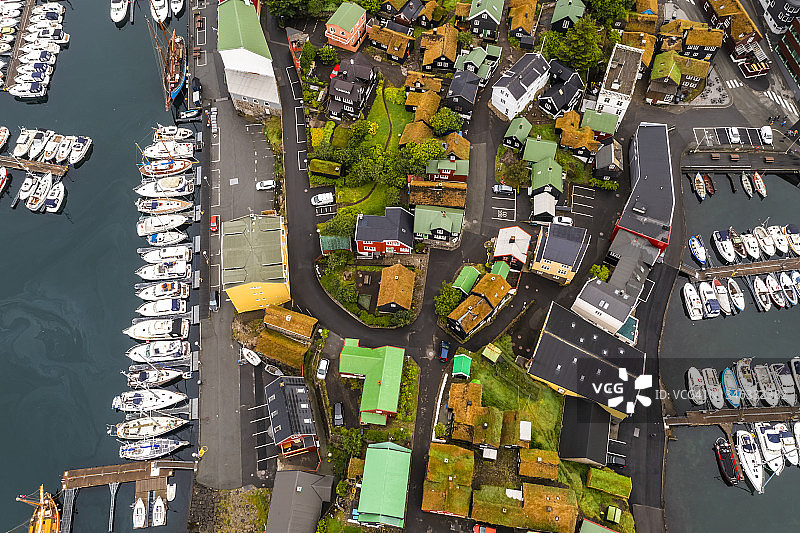 法罗群岛首都托尔斯港鸟瞰图图片素材