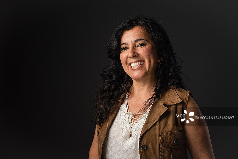 微笑的职场女性图片素材