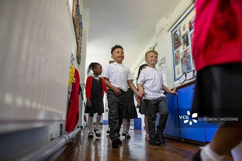 校园生活，同心协力图片素材