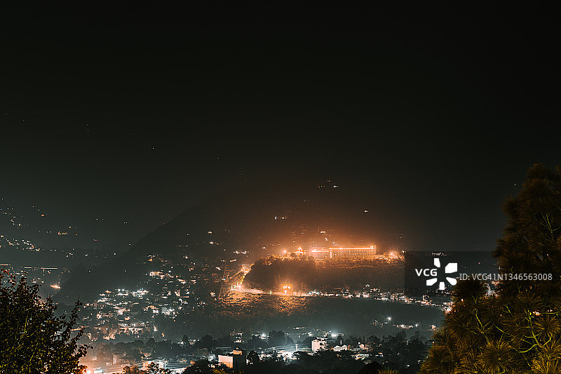 山上的生活图片素材