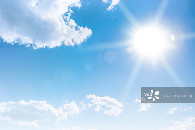 天空太阳运动蓝色背景图片素材