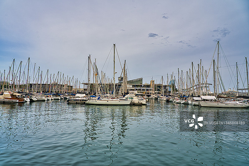 西班牙巴塞罗那港口图片素材