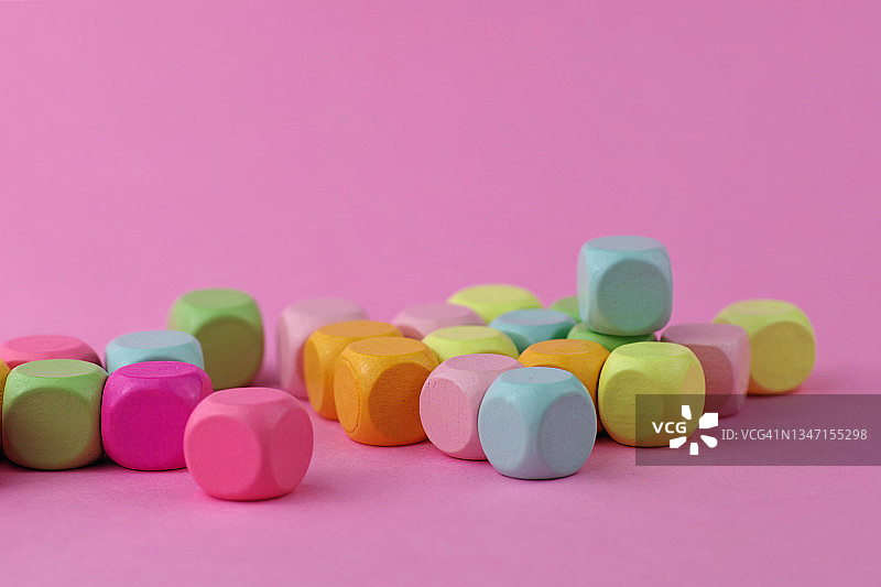 小块粉彩积木图片素材