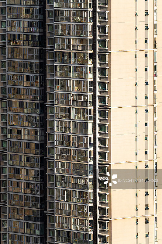 清晨高层住宅楼图片素材