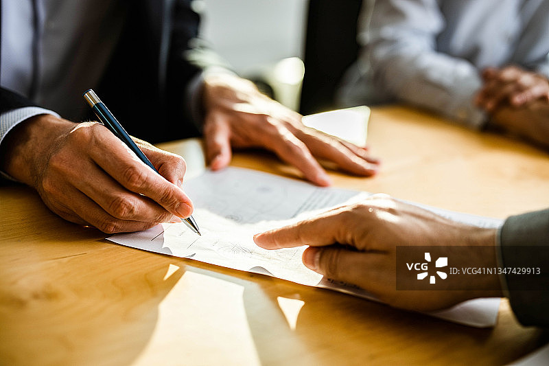 签订合同图片素材