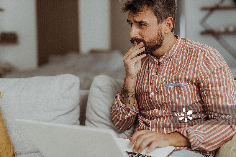 人在家里图片素材