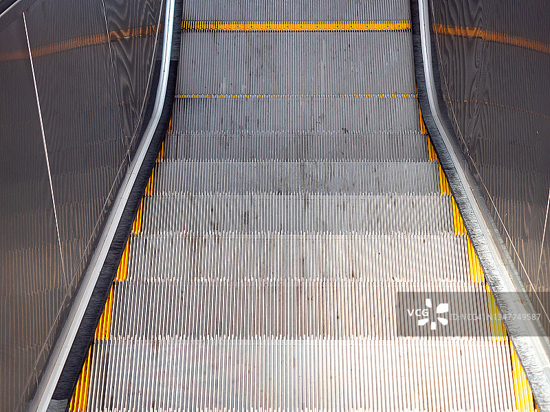 13号社区旅游区的电动楼梯图片素材