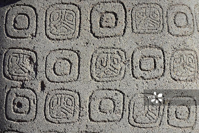 蒂瓦纳科的庞塞巨石上的图案细节，前印加遗址，联合国教科文组织世界遗产，玻利维亚拉巴斯省图片素材