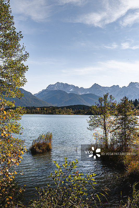 巴姆湖的秋日傍晚图片素材