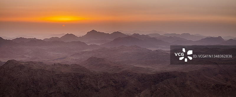 西奈山日出美景，埃及壮丽山景图片素材