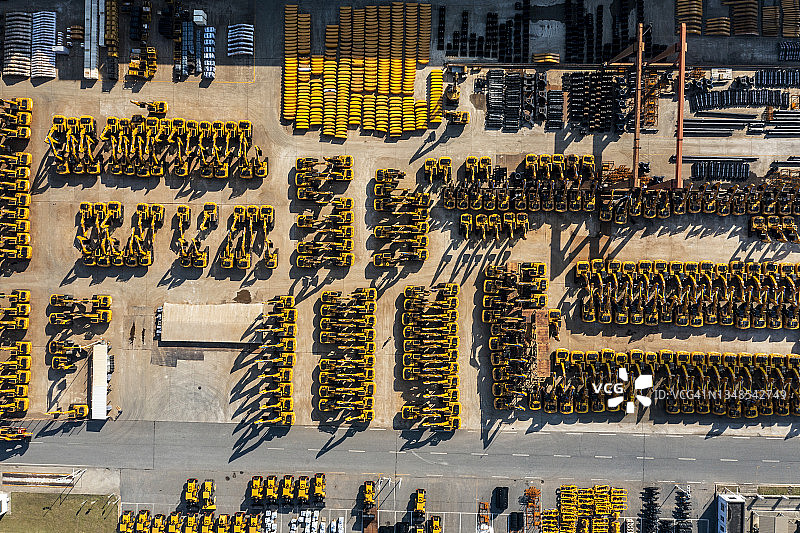 一组工程车辆航拍图片素材