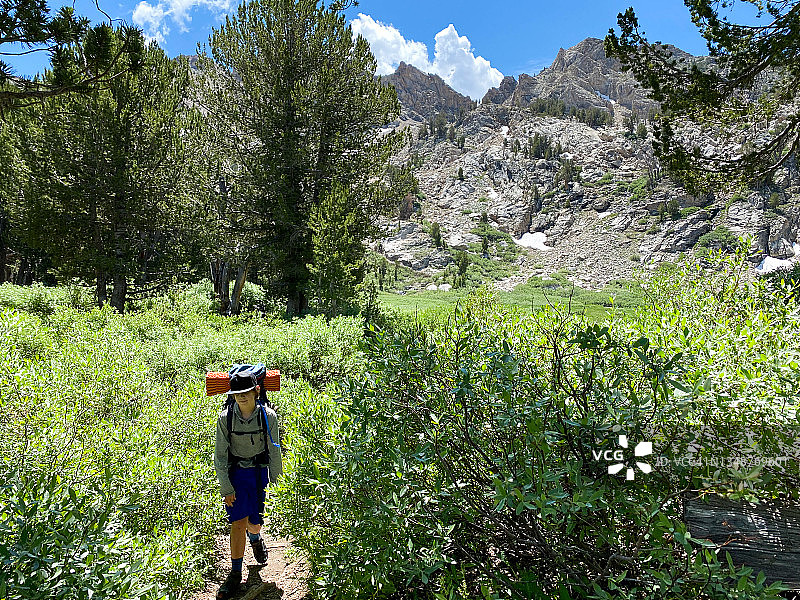 内华达红宝石山脉徒步探险图片素材