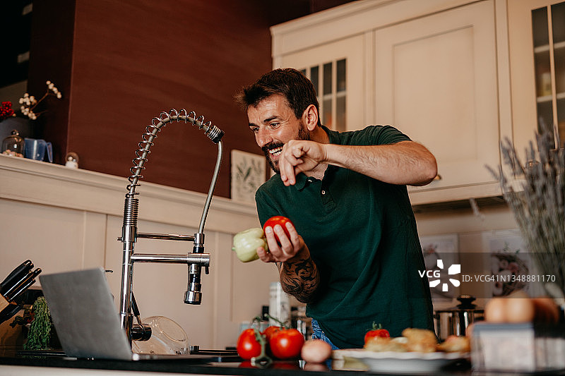 在线烹饪课程图片素材